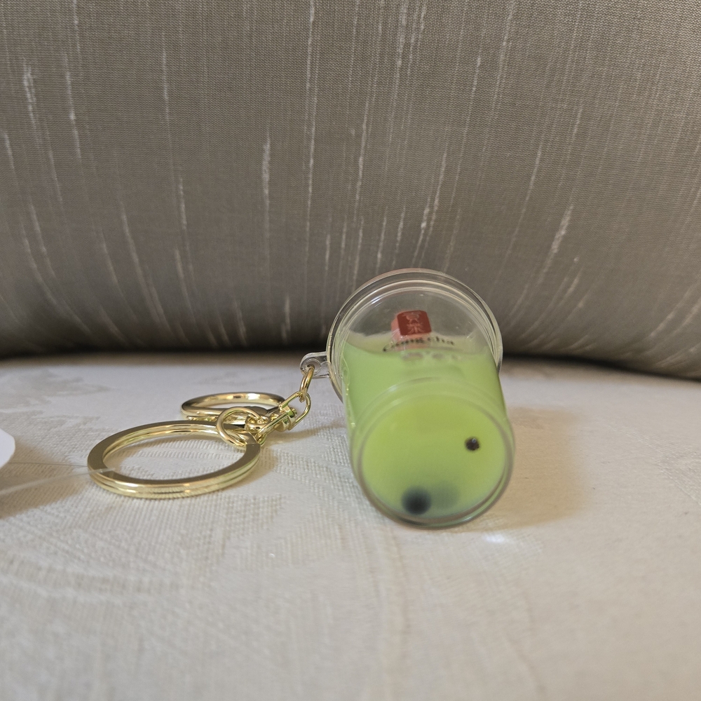Gong Cha "Bubble Tea" Keychain with Lobster Claw & Ring, Green - Picture 7 of 9